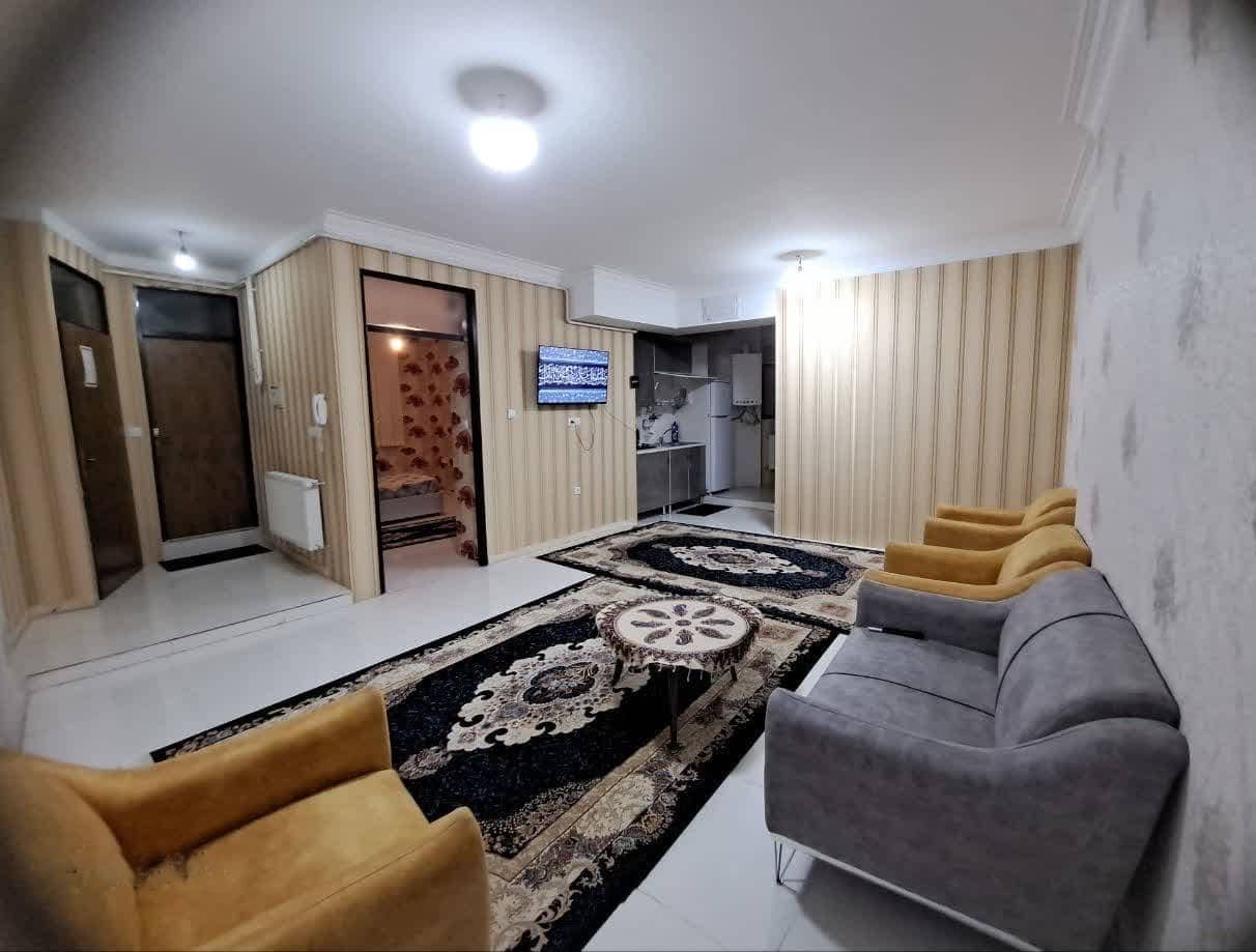 اجاره هتل آپارتمان  دوخوابه در سنندج - 85متر