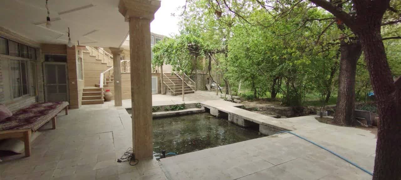 اجاره سوئیت باغ نیاسر کاشان نزدیک به دریاچه