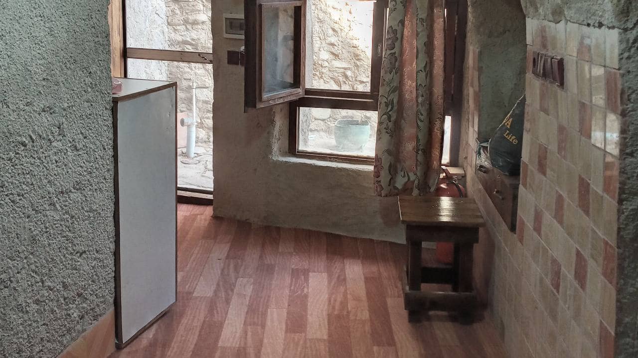 اجاره منزل صخره ای در روستا کندوان اسکو