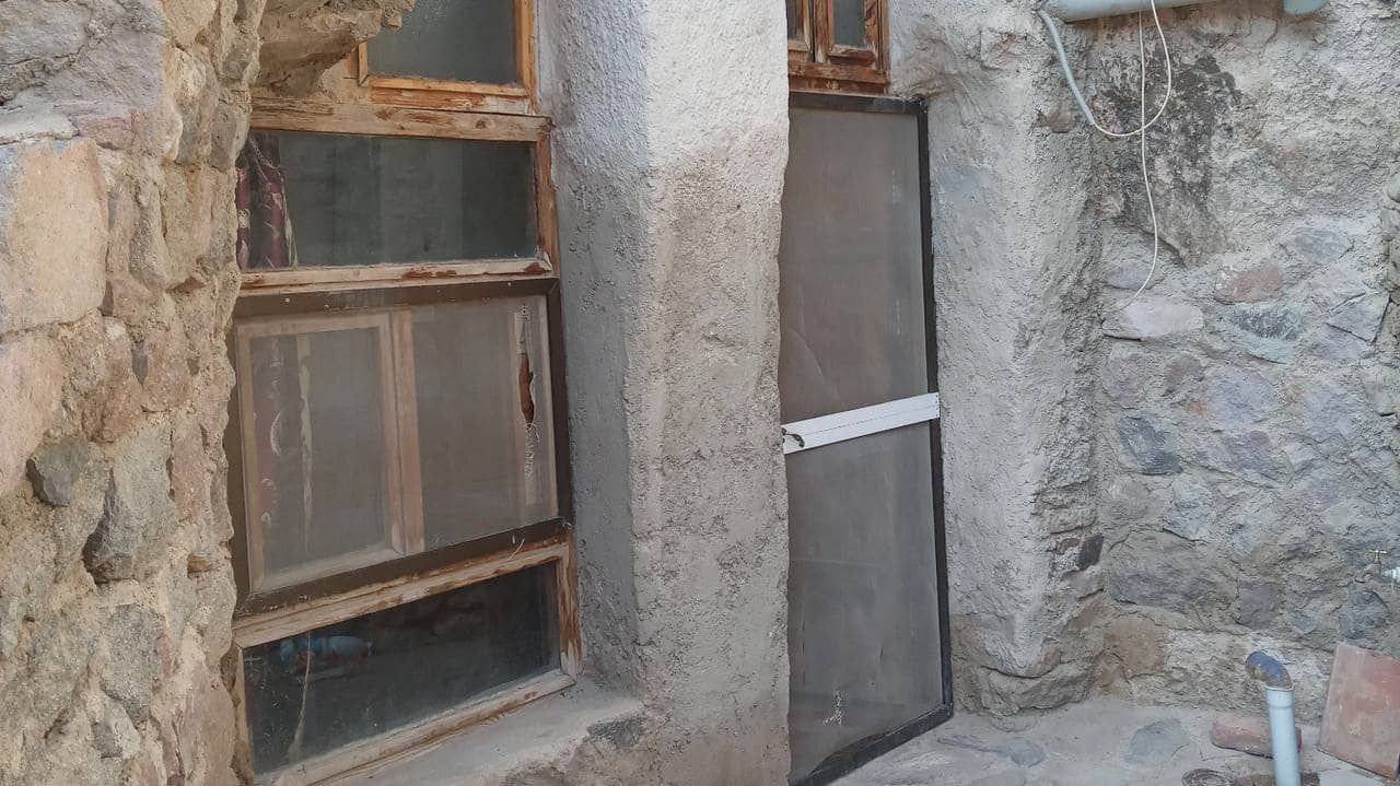 اجاره منزل صخره ای در روستا کندوان اسکو
