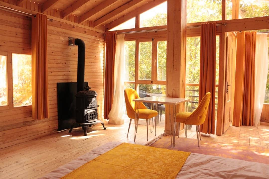 اجاره کلبه چوبی در فرح آباد فیروزکوه - داوینچی