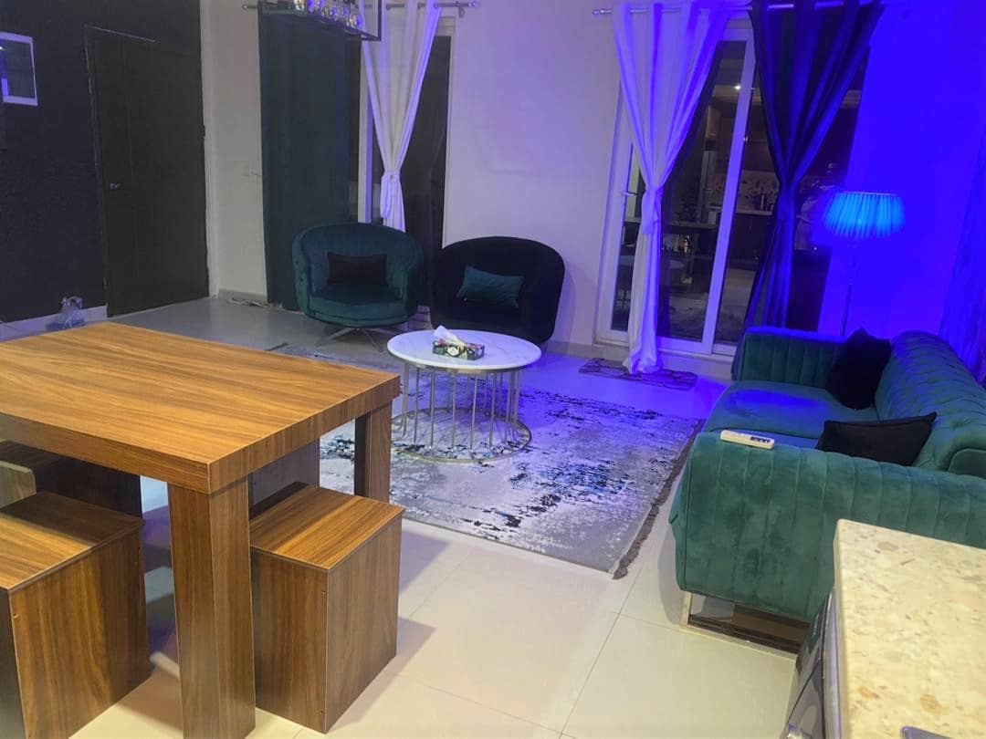 اجاره منزل نزدیک ساحل در دهکده ساحلی کیش دوخوابه طبقه اول