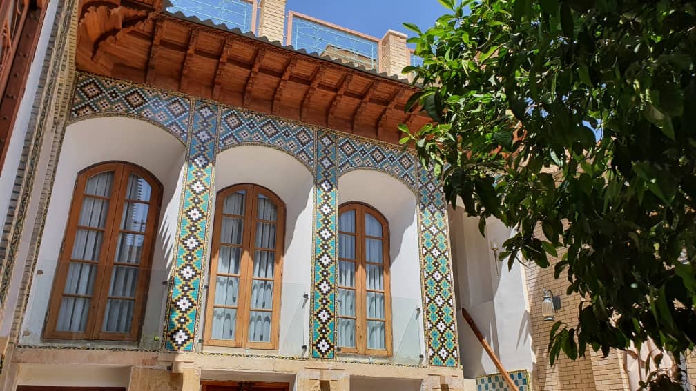 اجاره اتاق سنتی در خیابان زند - نن جون