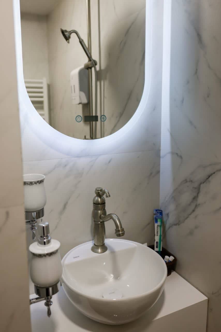 اجاره اتاق سنتی در لطفعلی خان زند - خان عمو