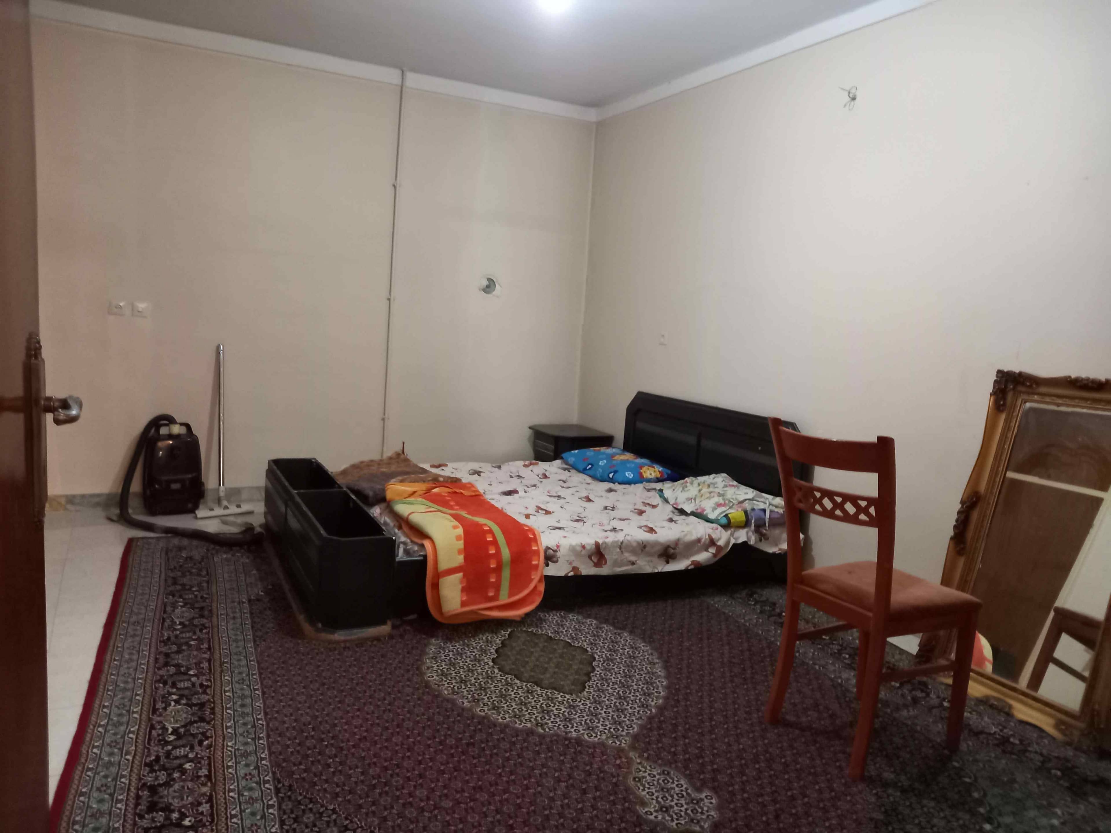 اجاره منزل دو خواب مبله همدان - طبقه 1