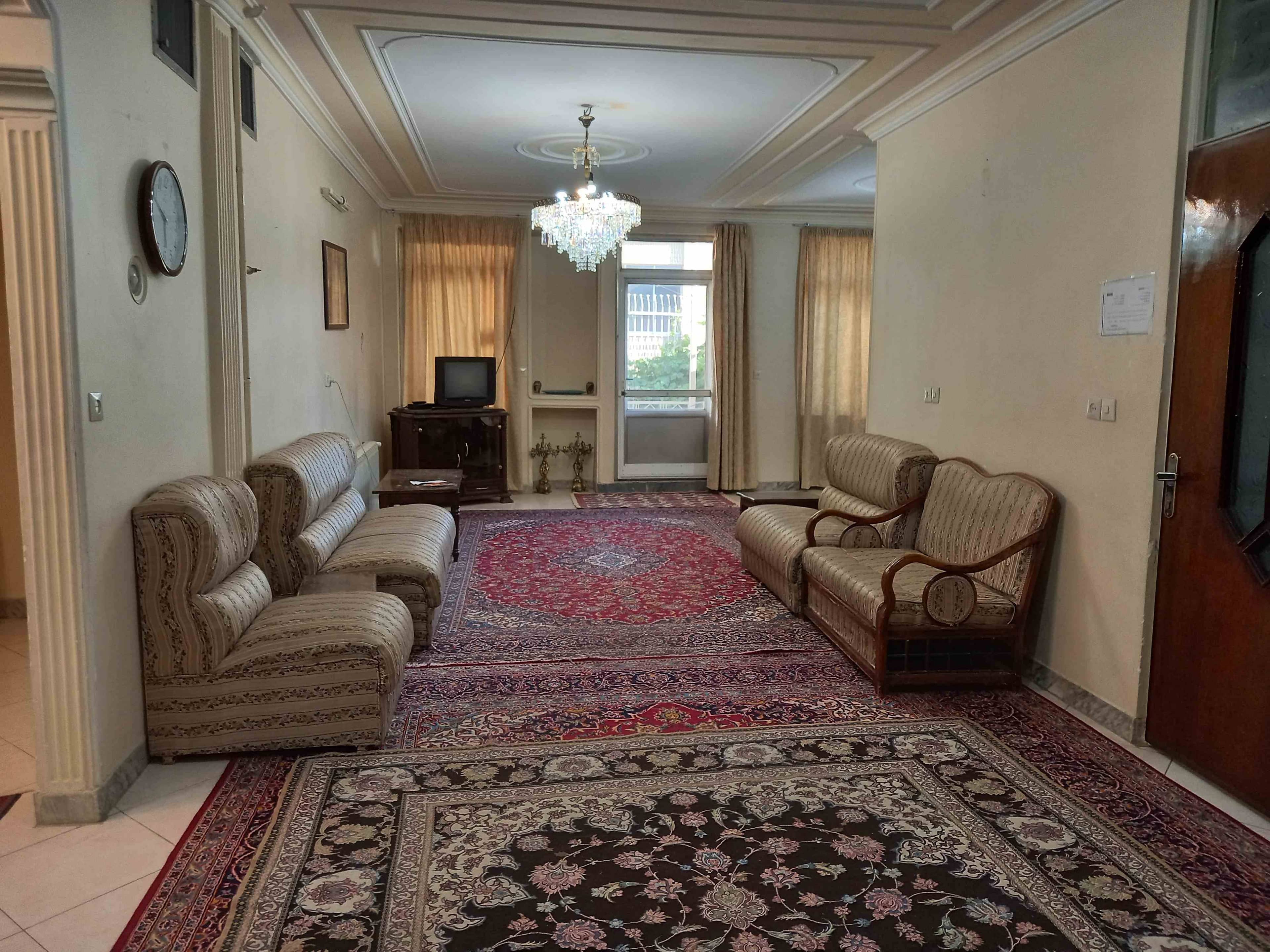 اجاره منزل دو خواب مبله همدان - طبقه 1