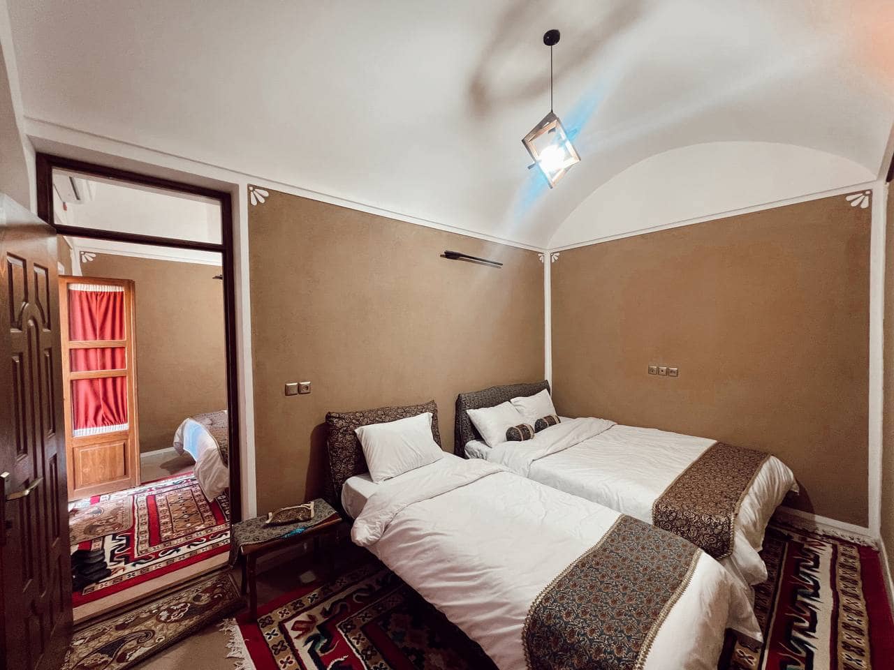 اجاره سوئیت بومگردی پنج تخته کانکت - یزد