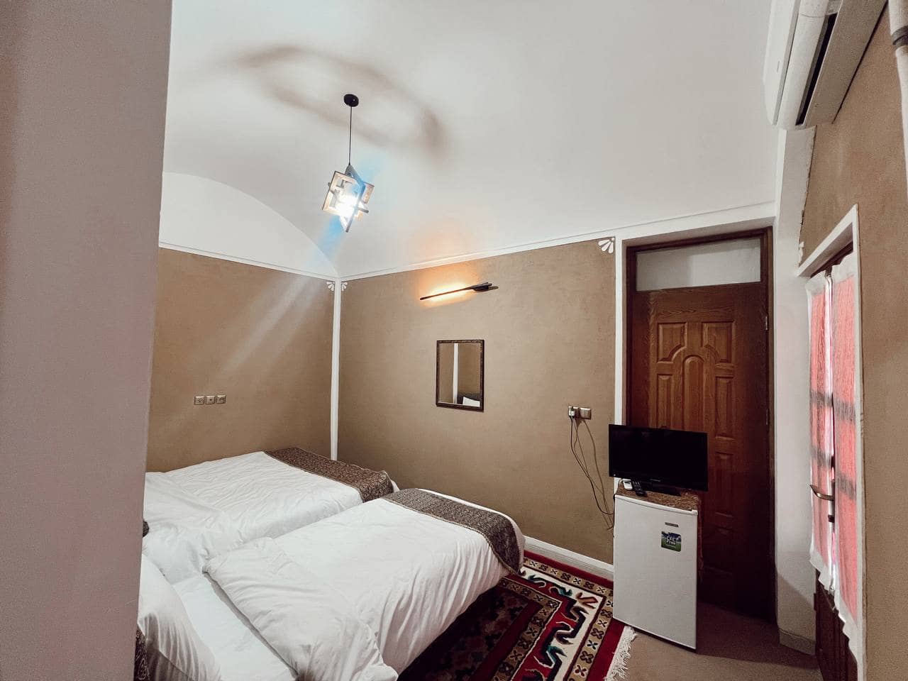 اجاره سوئیت بومگردی پنج تخته کانکت - یزد