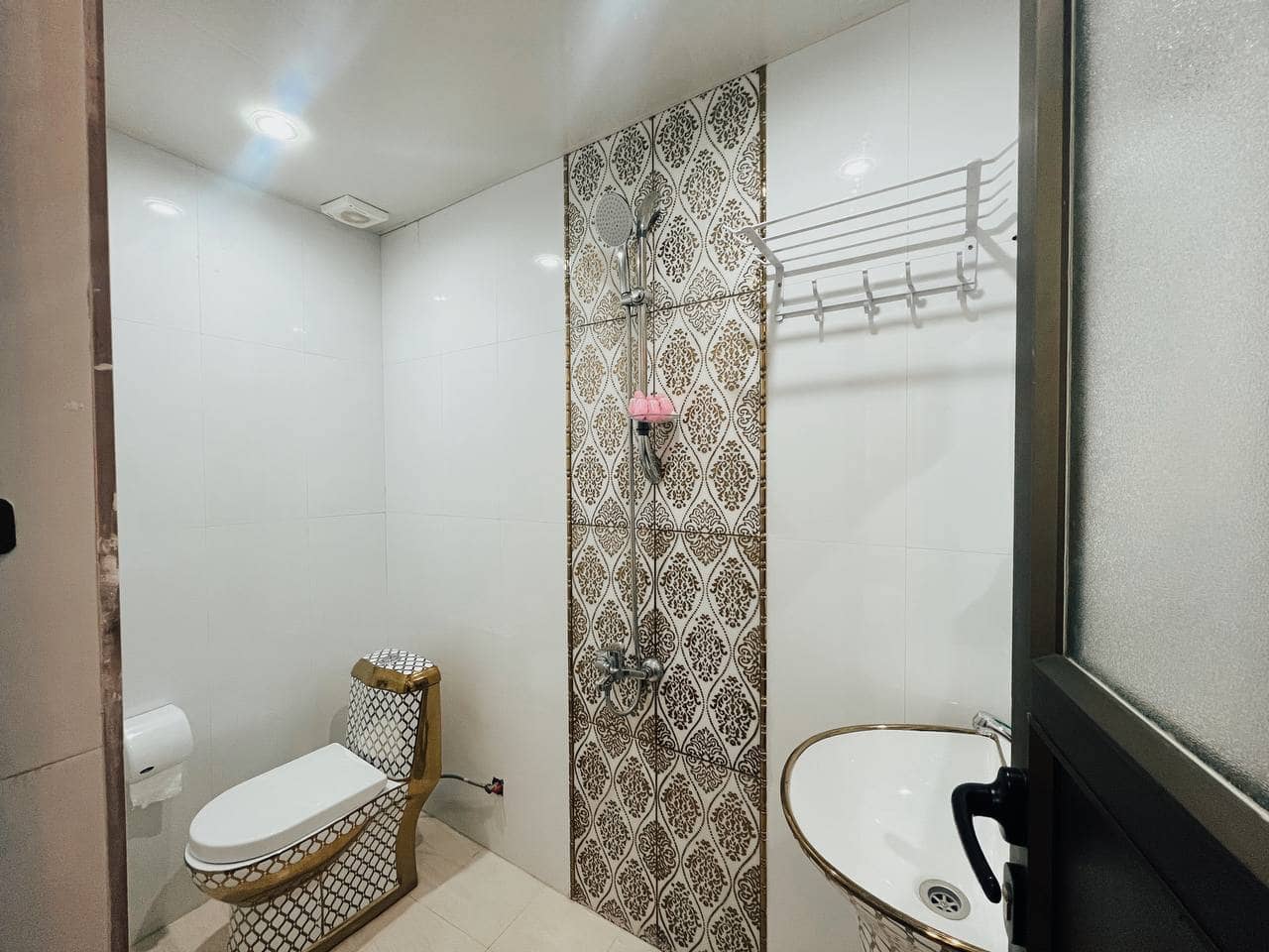 اجاره سوئیت بومگردی پنج تخته کانکت - یزد