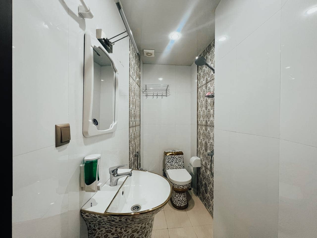 اجاره سوئیت بومگردی پنج تخته کانکت - یزد