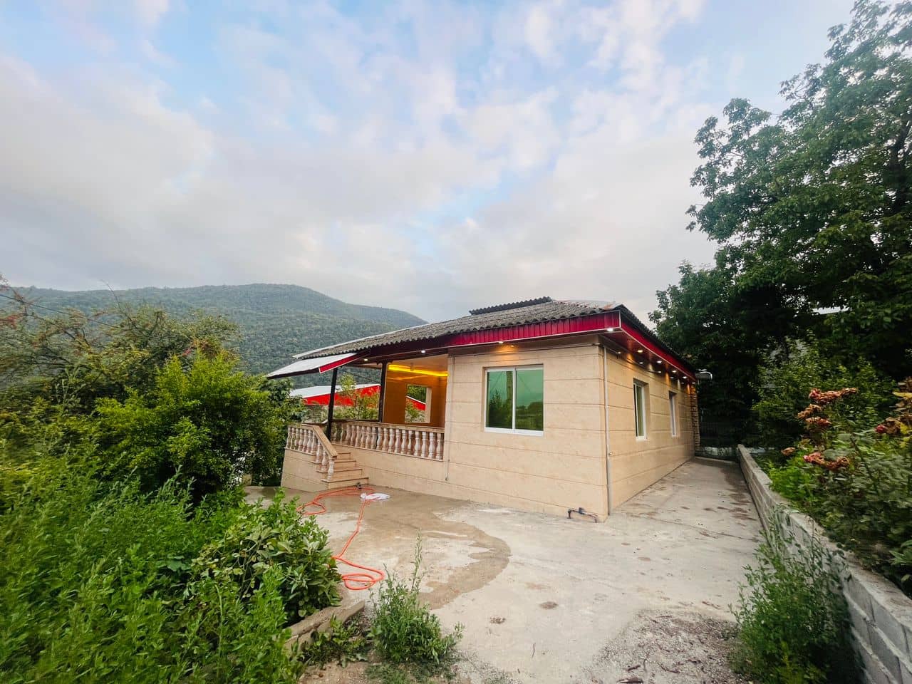 اجاره ویلا جنگلی کوهستانی  یک خوابه در چینو- 150 متری