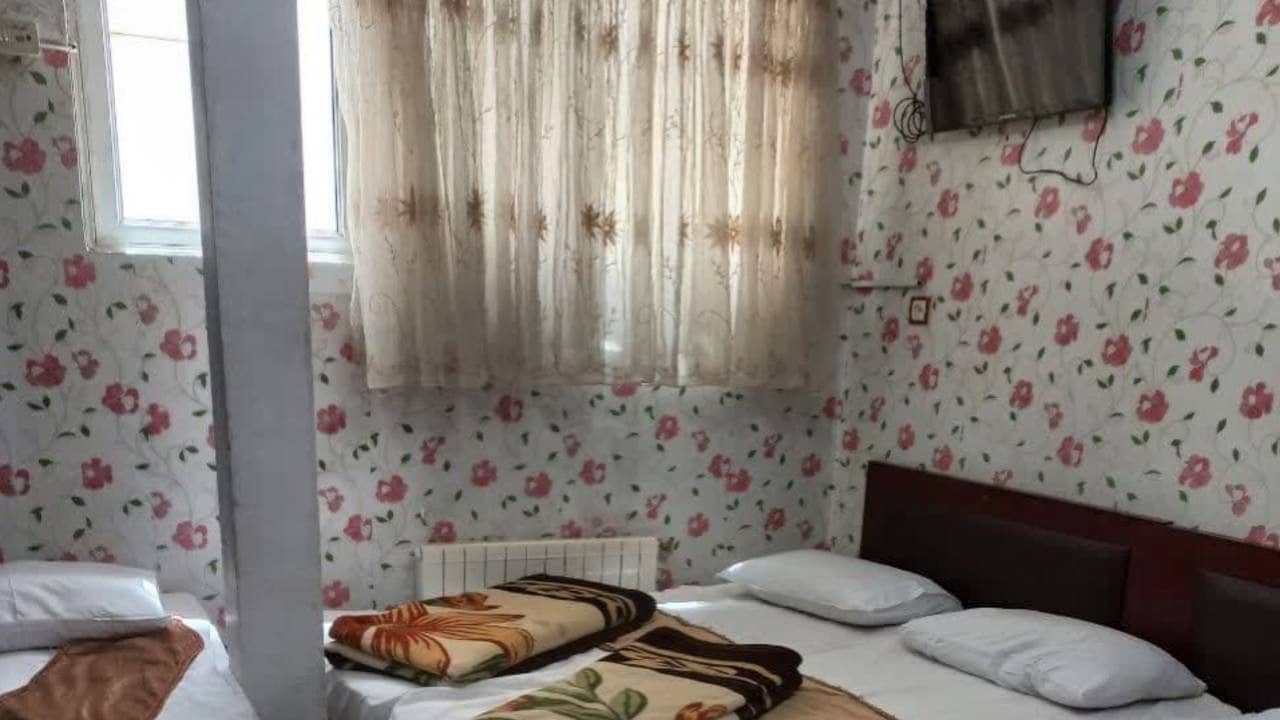 اجاره اتاق چهار تخته در خیابان امام رضا 12