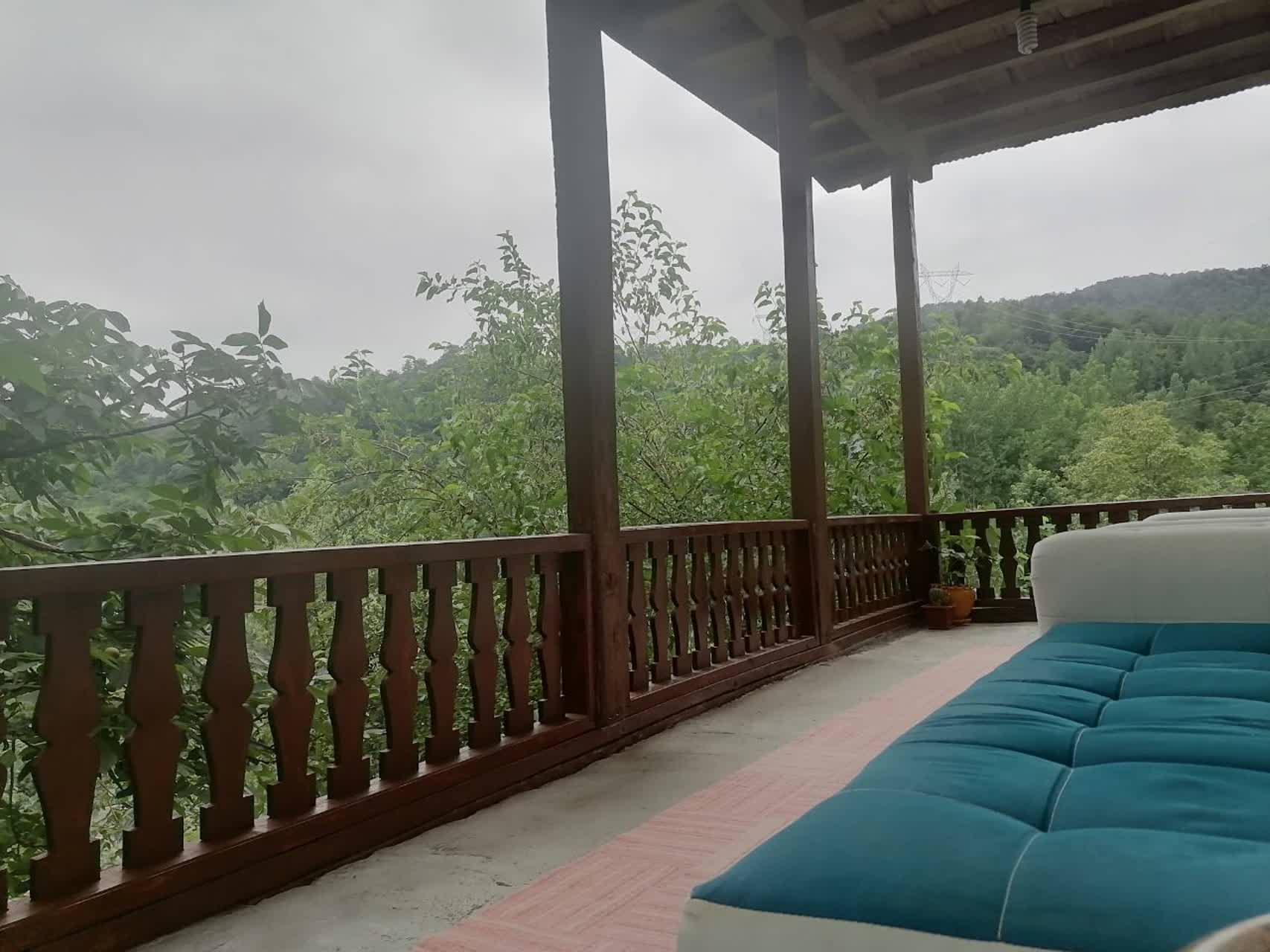 اجاره اقامتگاه بومگردی در نفت چال - لفور