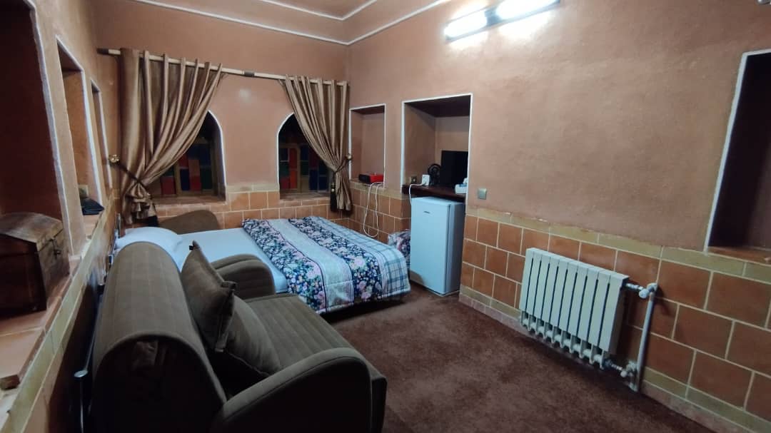 اجاره اتاق بومگردی در نراق  - 2