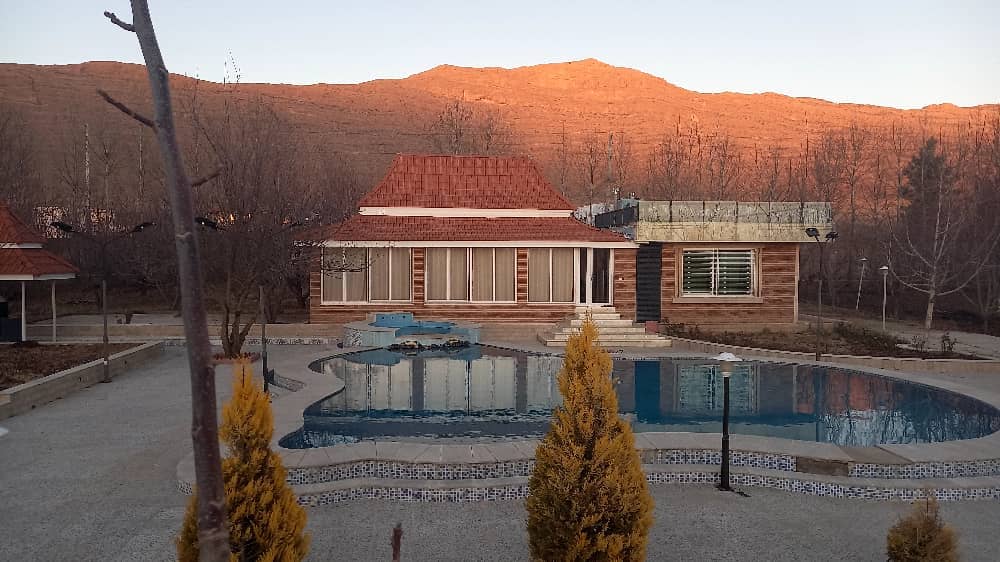 اجاره ویلا استخر روباز در چوراب قلندری - خان زنیان