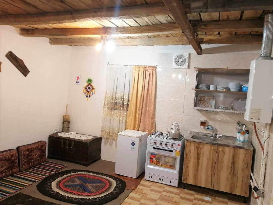 اجاره اقامتگاه سنتی در یخکش بهشهر - بلوط