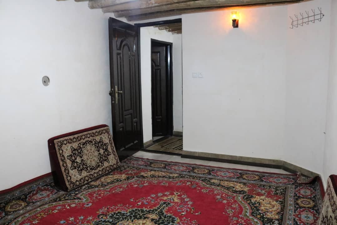 اجاره اتاق کوهستانی در روستای شلماش سردشت - همکف