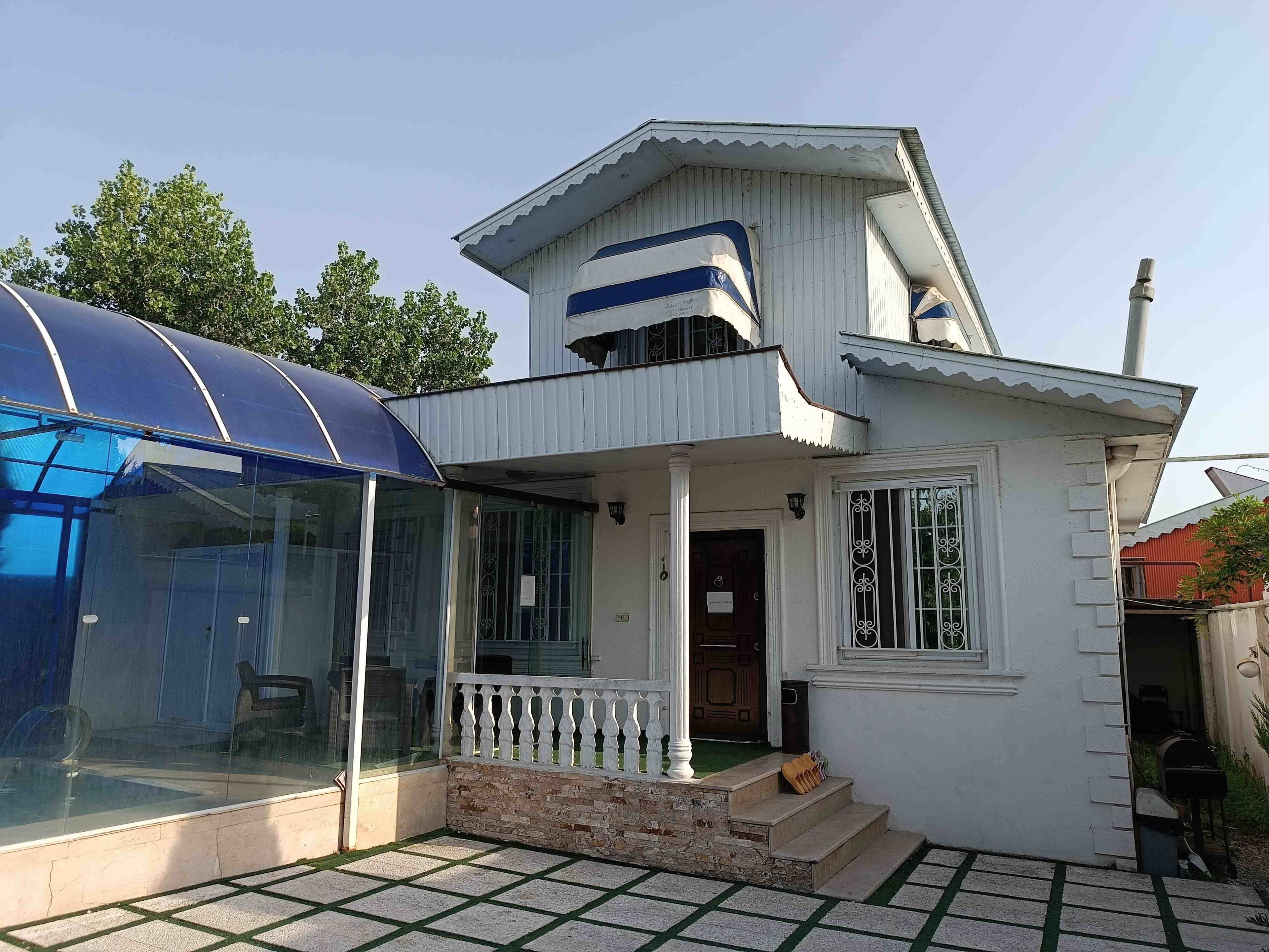 اجاره ویلا استخر سرپوشیده زیبا کنار