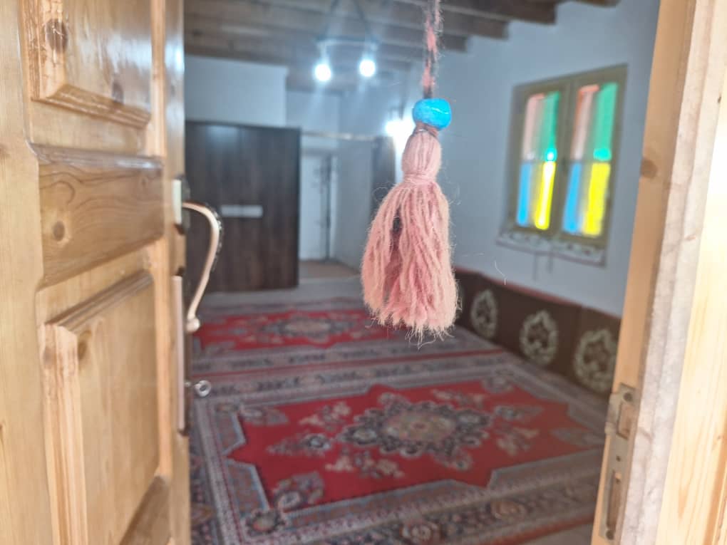 اجاره اتاق سنتی در روستا چکوسر شفت - طبقه اول