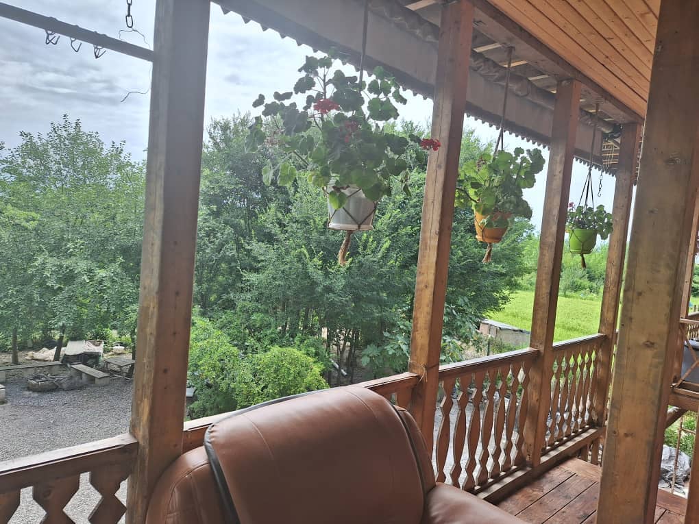 اجاره اتاق سنتی در روستا چکوسر شفت - طبقه اول