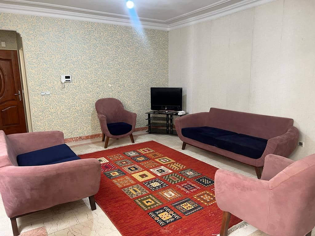 اجاره آپارتمان یک خوابه در باغ فیض - غرب تهران