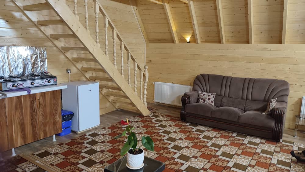 کلبه سوئیسی با استخر آبگرم در بابلکنار - گونه کلا