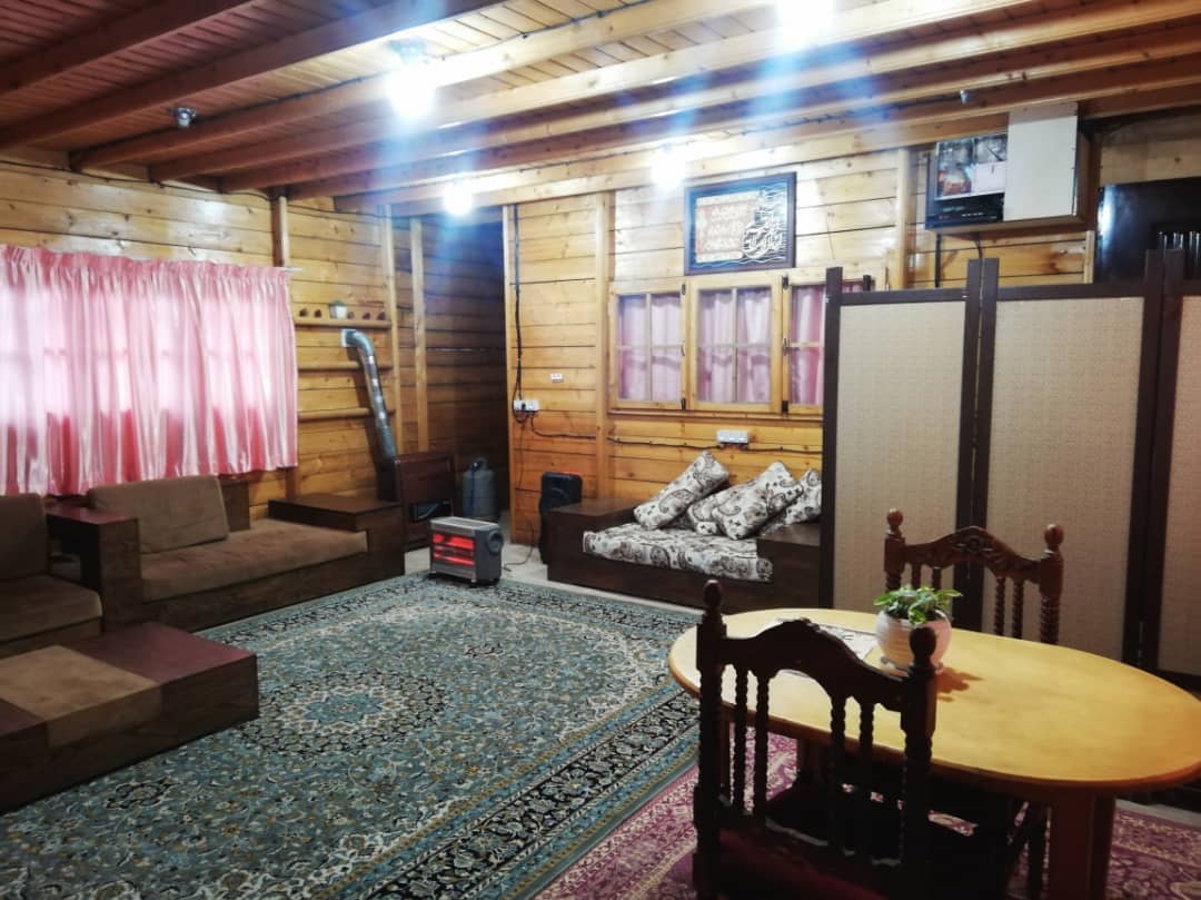 اجاره کلبه چوبی در نارنجستان آمل