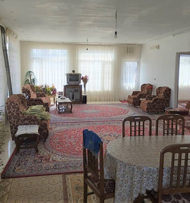 اجاره ویلا در روستا شهرجرد اراک