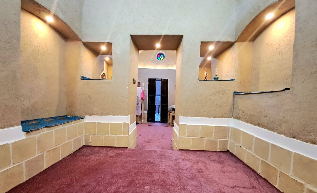 اجاره اتاق بومگردی در شهرطاد فلاورجان - عشق