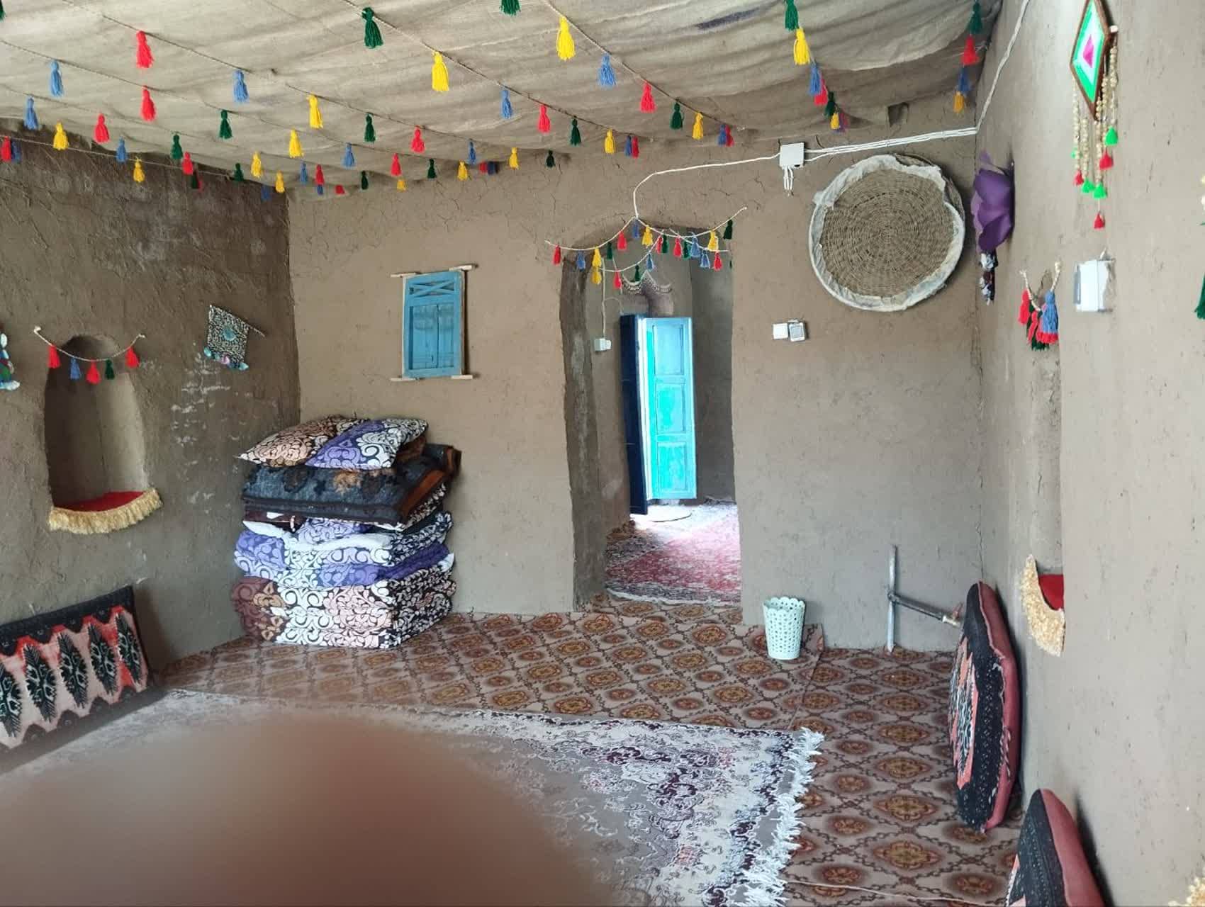 اجاره اقامتگاه بومگردی در کاشمر-vip