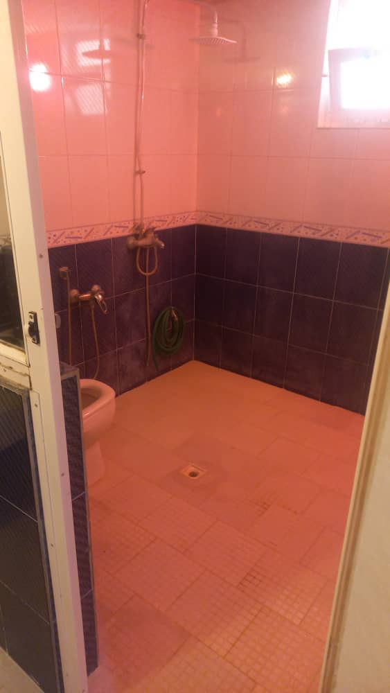 اجاره ویلا استخر روباز در ده بالا تفت - یزد