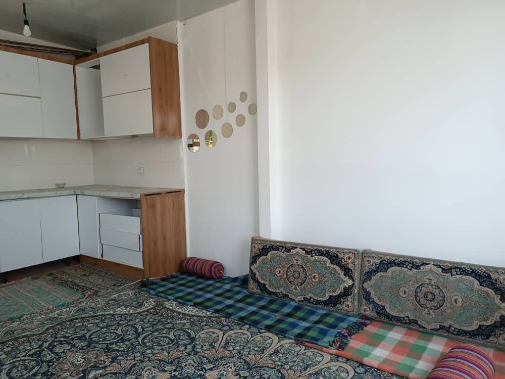 اجاره سوئیت بومگردی در کندر کرج - مادربزرگ