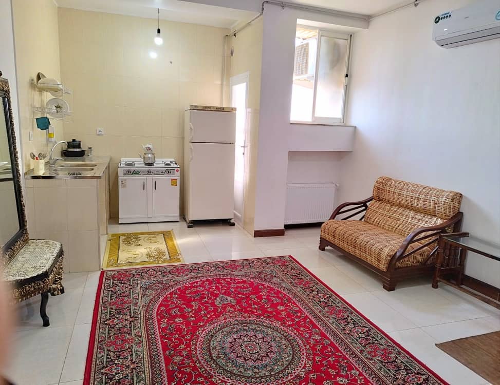 اجاره آپارتمان تکخواب در ساری - طبقه سوم