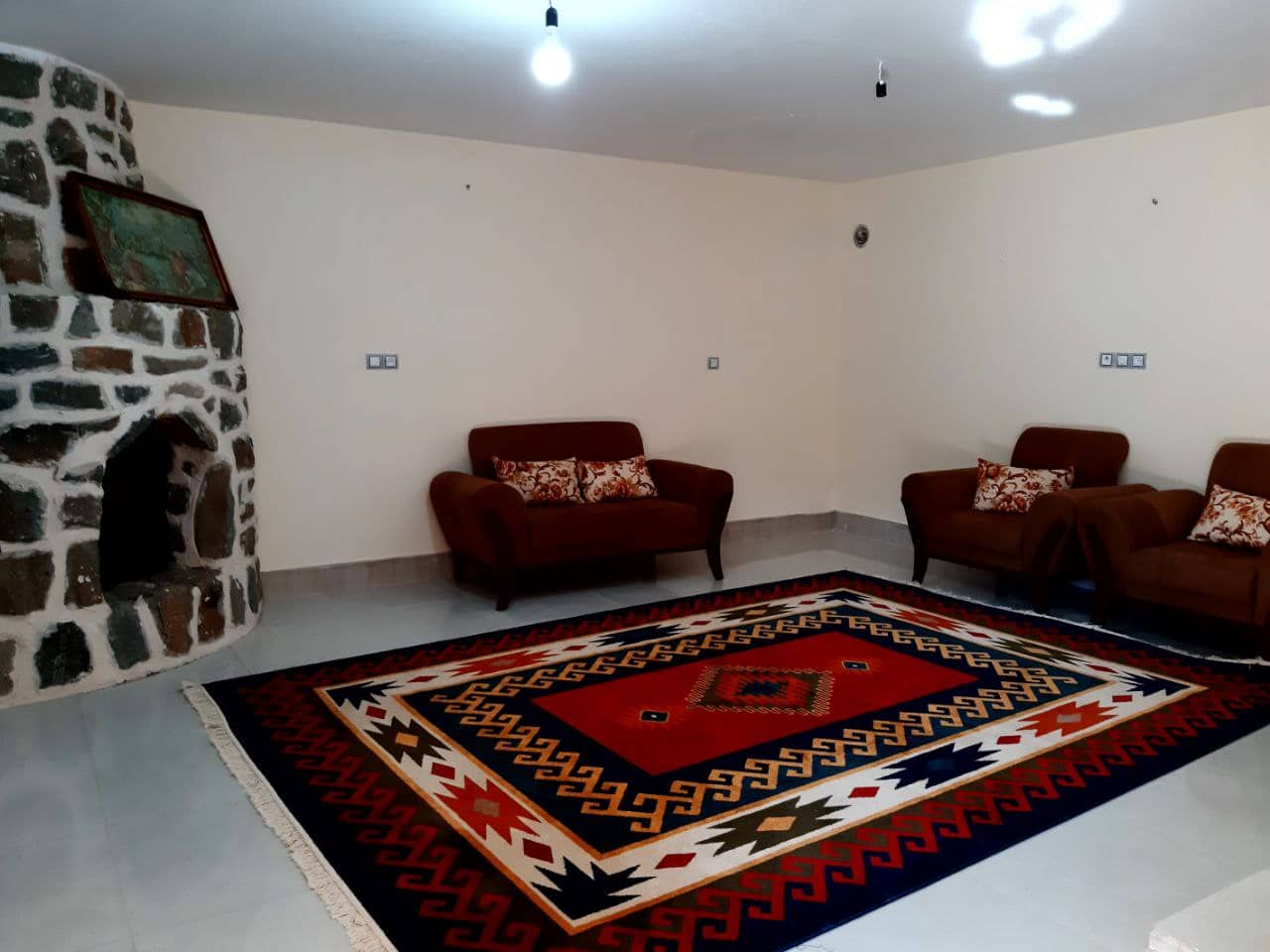 اجاره ویلا در کمهر سپیدان - تک خواب80 متری