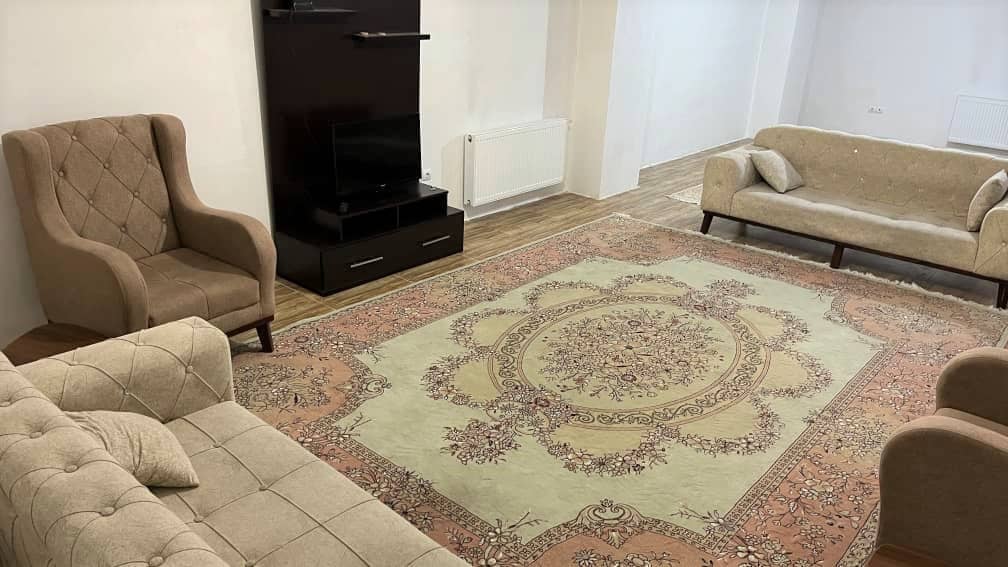 اجاره آپارتمان دو خواب در کوی نصر - طبقه دوم