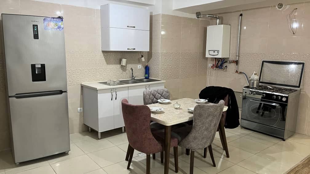 اجاره آپارتمان دو خواب در کوی نصر - طبقه دوم