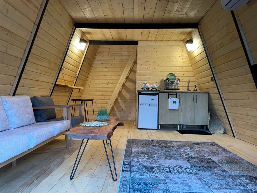 اجاره کلبه سوئیسی در سفید تمشک رامسر - نزدیک به جنگل