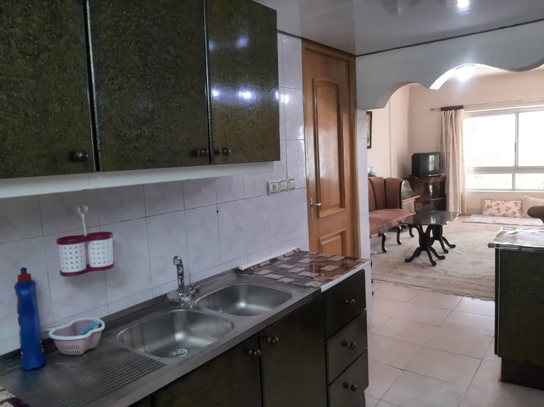 اجاره ویلا با ویو رو به دریاچه در داخل دهکده چادگان