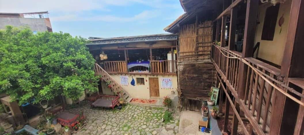 اجاره بومگردی سنتی در بالا جاده - میره ماه