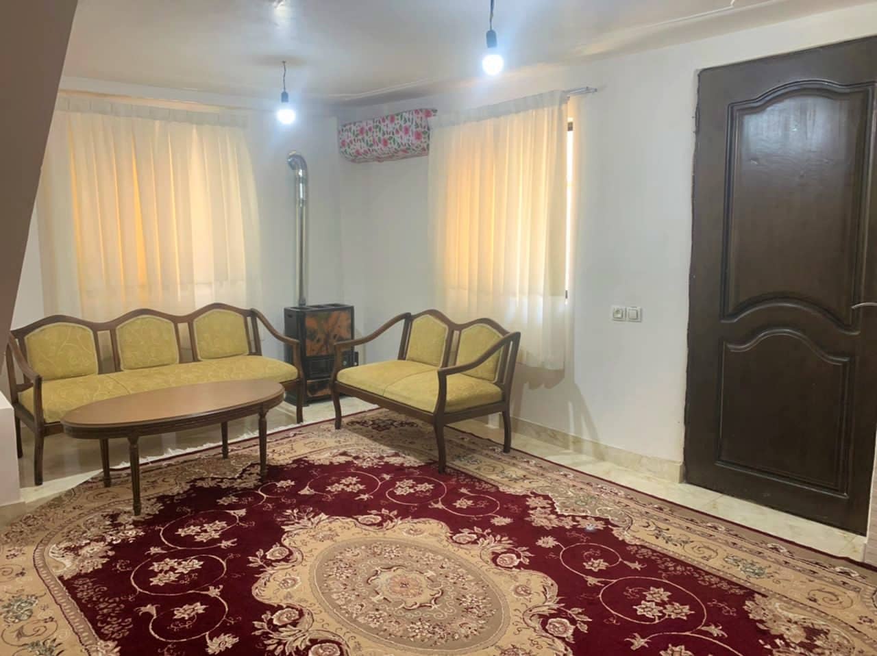 اجاره خانه ویلایی یک خوابه نزدیک ساحل در تازه آباد