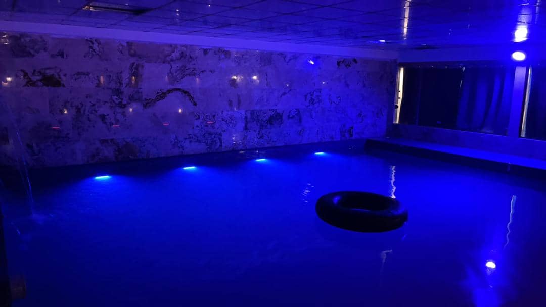 اجاره ویلا استخر سرپوشیده آبگرم در گلدشت