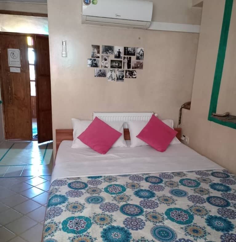 اجاره اتاق سنتی در بلوار کریم خان زند - ایوان