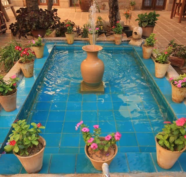 اجاره اتاق سنتی در بلوار کریم خان زند - ایوان