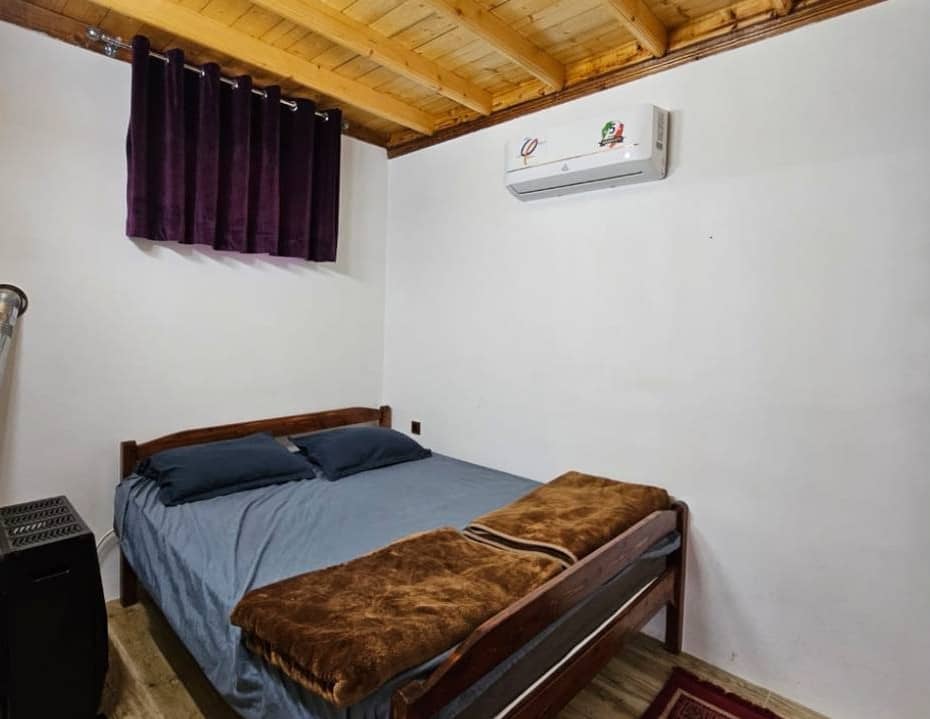 اجاره کلبه سوئیسی جنگلی در شارقلت لفور