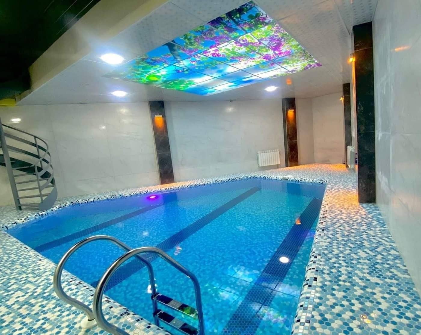 اجاره ویلا استخر سرپوشیده در فتاتو خمام