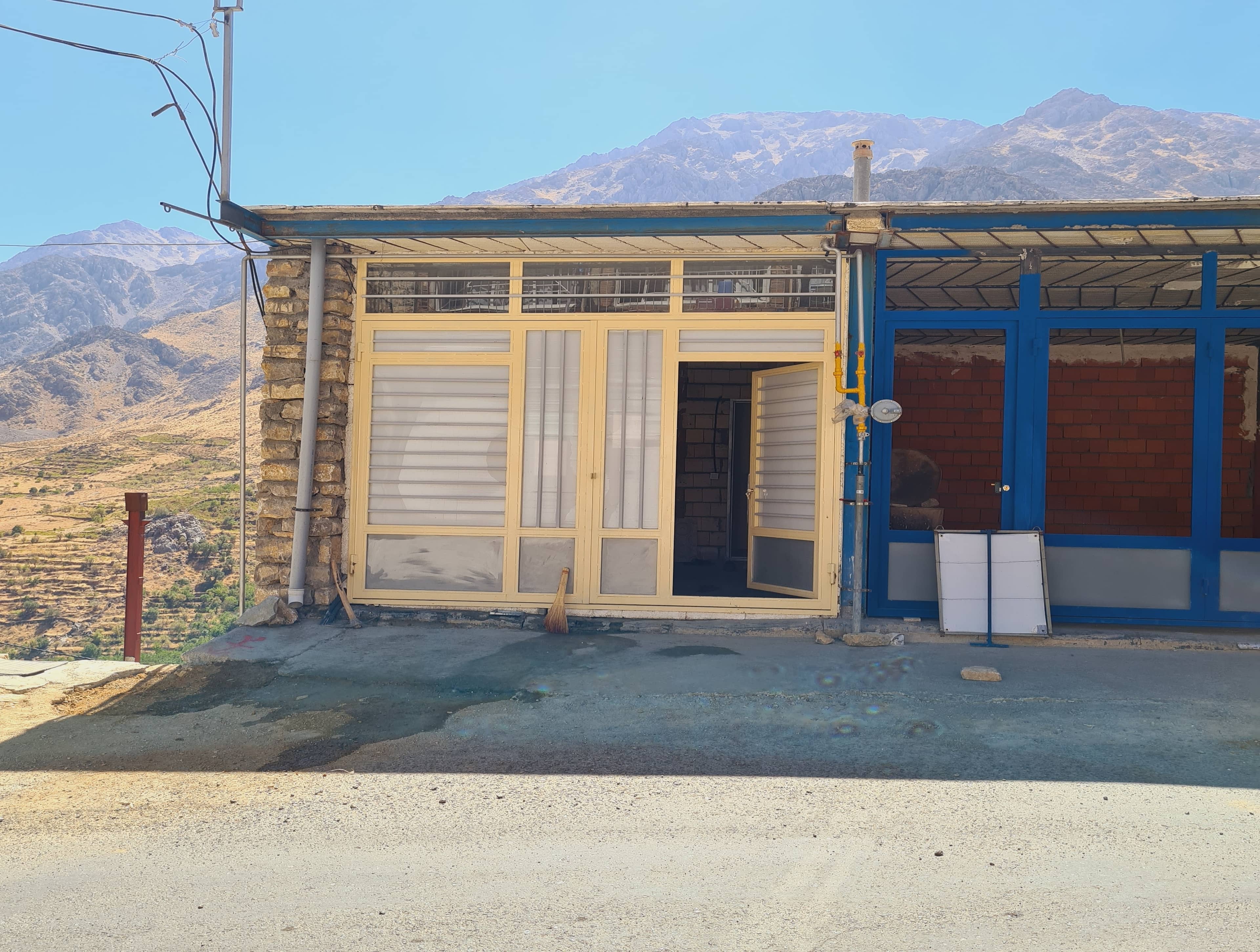 اجاره آپارتمان تک خوابه در اورامان - تک خواب