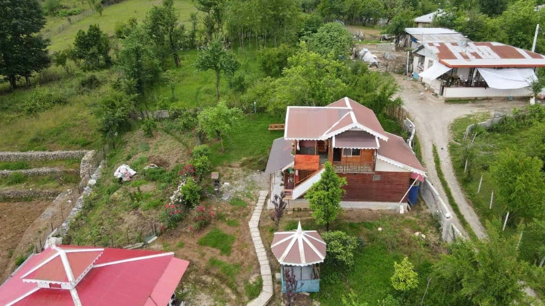 اجاره کلبه چوبی جنگلی در تبرسرا - سه خواب