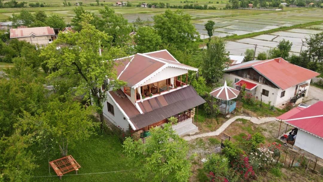 اجاره کلبه چوبی جنگلی در تبرسرا - سه خواب