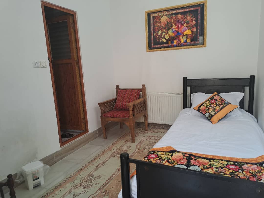 اجاره بوتیک هتل در ساوه - صنم