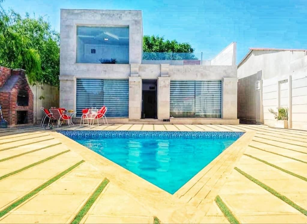 اجاره ویلا با استخرروباز آبگرم در آغچه حصار